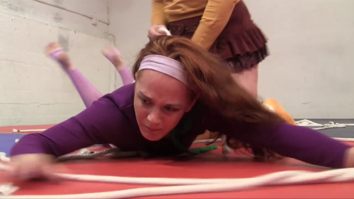 DoomMaidensWrestling tweet media