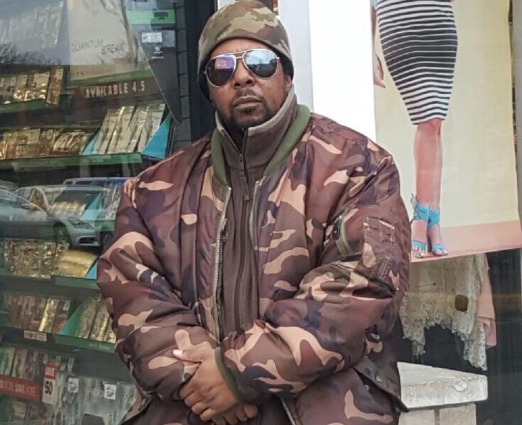 wilsontom's tweet photo. @WolfLangis @yomilo @iconthemicking @ughhdotcom Peace! And congratulations on the acquisition! Now let's get back to the real...#newownerwhodis #VEXED #SWA #DABEAN 
https://t.co/N87twoBVqX https://t.co/I4mfVsfN1w