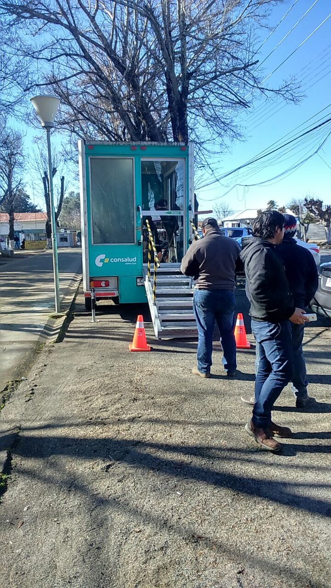 OnStreetChile's tweet photo. Visite #ConsaludMóvil en #PlazaYungay #Yngay realice sus consultas hasta las 17:00 hrs.🚚😀 #OficinaMóvil https://t.co/lOXTqNZWnc
