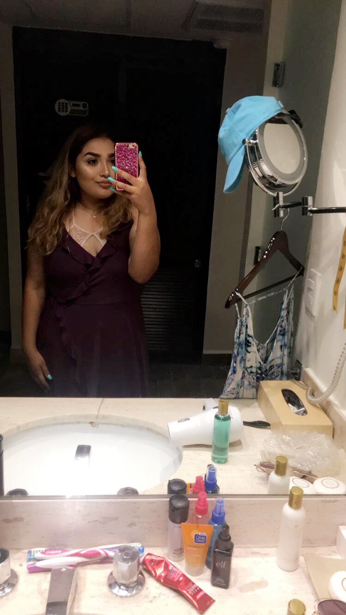 lesliemadeline_'s tweet photo. Not where I want to be yet but 250 v 186 in 7 months :') 
p.s. everyone who bullied me; lo gordo se quita pero lo mamon no :)) https://t.co/1yQEIcGL7L