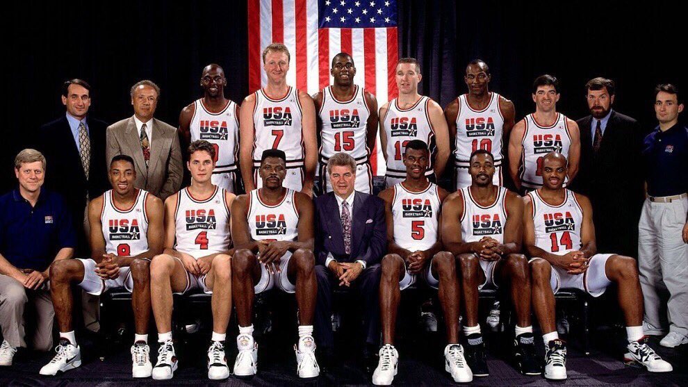 ismaelpenta's tweet photo. Hace 25 años debutó el DREAM TEAM en Juegos Olímpicos de 1992. Entre ellos estaba @MikeCoachk! #DukeStudent #FuquaBound @DukeU @DukeFuqua https://t.co/aCpZvgc92O