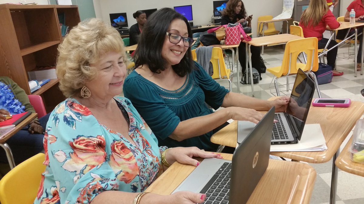 sandra_banky's tweet photo. Lakeview Elementary Leadership is Mapping the Chart to Making Meaningful Magic @SynergyMDCPS @MDCPSCentral @MDCPS_ELA @David_K_Moore https://t.co/mCXYos4H68