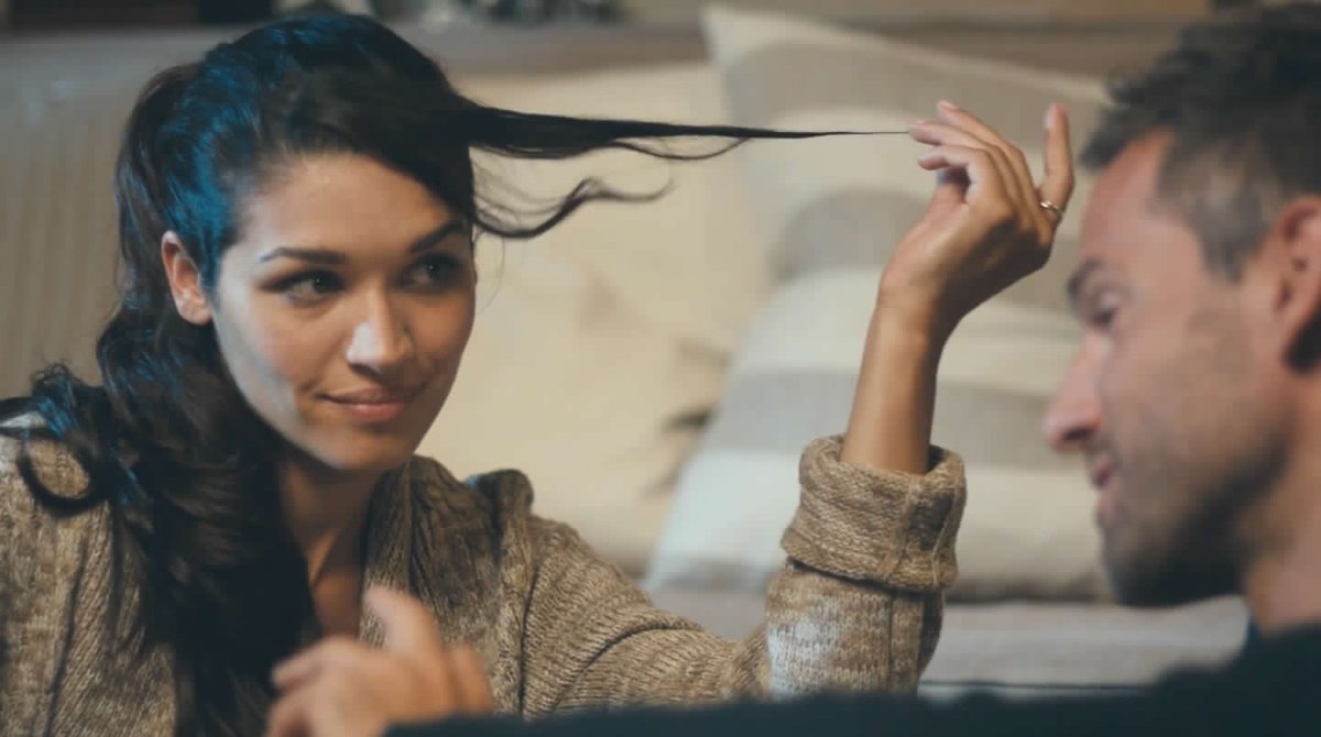 KimEUpdates's tweet photo. #TBT to Schwarzkopf's 'A Declaration of Love' advert starring @kimengelbrecht and @Janez_Vermeiren  https://t.co/ziXcDHBjOx https://t.co/WSmeaQZEzZ