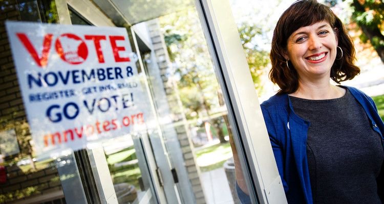 UofStThomasMN's tweet photo. Students from the St. Kate's-St. Thomas School of Social Work are empowering homeless community to vote. https://t.co/33VawR6XtM https://t.co/t9b61pyf8q