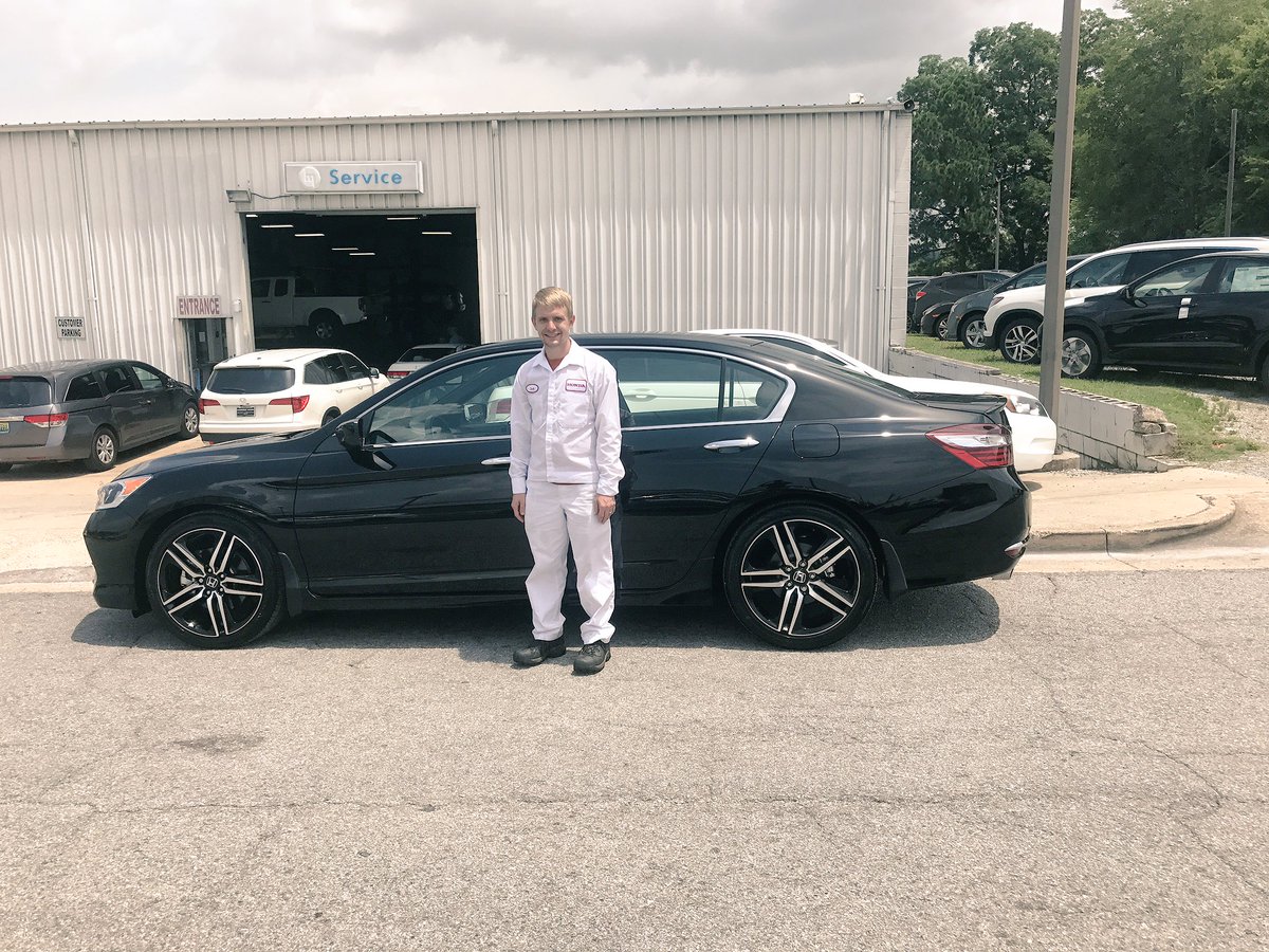 lifebound09's tweet photo. @HondaAlabama after 6 years with the company I was able to buy my 1st #honda product! #hmaproud #hmablessings #teamhma https://t.co/GYE0rHsdjw