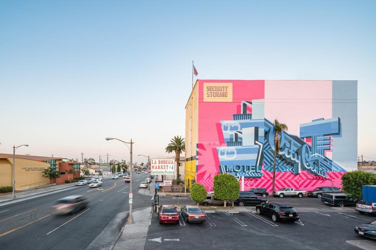 dcwallsfestival's tweet photo. Fresh #mural by @travmsk for @powwowlongbeach'17 in CA. Near E Anaheim St. & Hoffman Ave. • Pic= @bshigeta • #PWLB17 https://t.co/S7RaC2UuhO