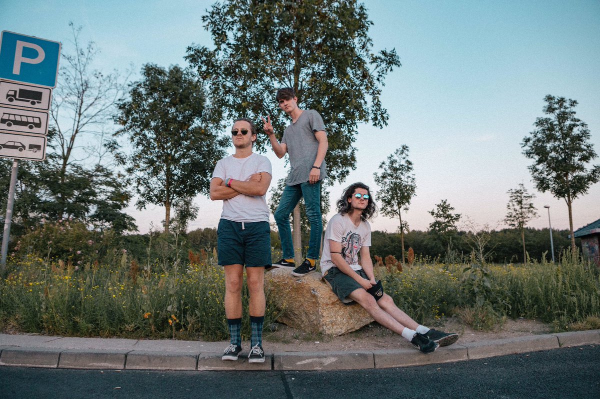 wearecassia's tweet photo. @Y_Not_Festival in Derby and @YellowBrickFest in Dorset this Saturday! Buzzzzziiinnnnggg  🌴

Festivals/Tour Tickets: https://t.co/e97u4aWRD7 https://t.co/50iCb0ouTS