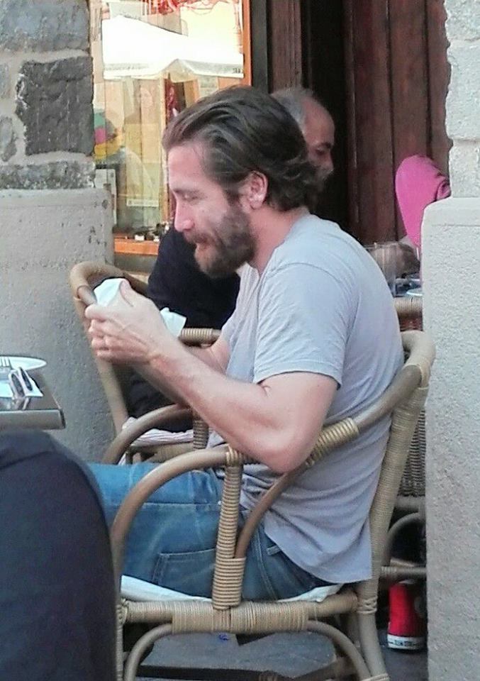 Toothy Tile On Twitter Jake Gyllenhaal In Jaca Spain This Week Toothy Tile On Twitter Jake Gyllenhaal In Jaca Spain This Week Filming The Sisters Brothers Movie