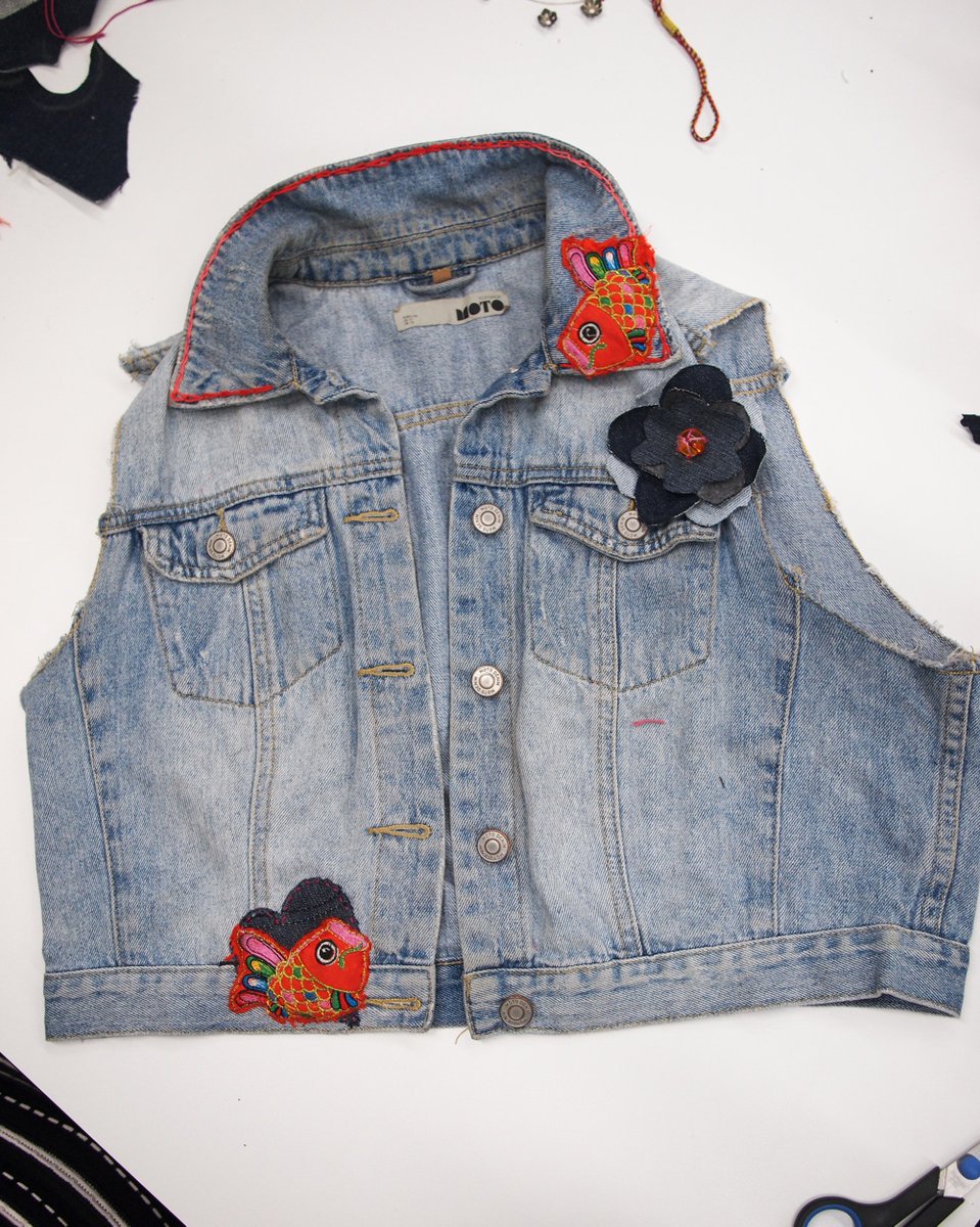 StitchedUpCoop's tweet photo. WORKSHOPS // Such a lot of lovely creations today at Re-Do Your Denim
- part of @MMUCommunity #CommLearnFest
ππππ https://t.co/yEfkVsA1yV