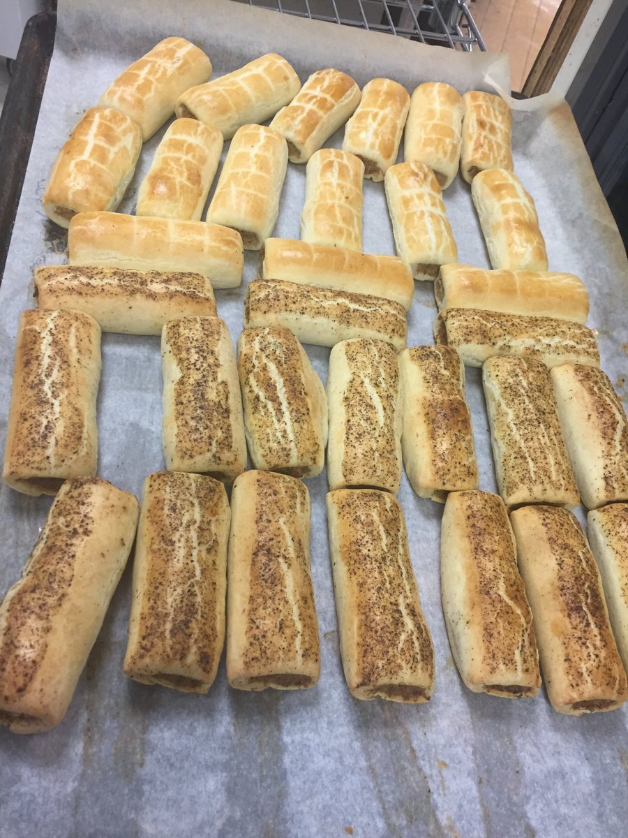 WFWesternFoods's tweet photo. Drop by and check out what's baking!
Baked fresh daily in #Langford and in #Sooke.
•
#WestShore #westshorelife #YourCommunityFoodStore https://t.co/QZDQqZeLvS
