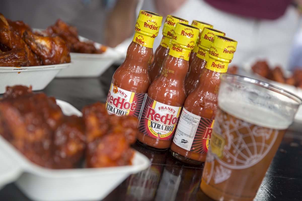 franksredhotuk's tweet image. Wing lovers, there's only one place to be this summer -
 @Londonwingfest! And we've got two tickets to give away. RT and follow now to #WIN