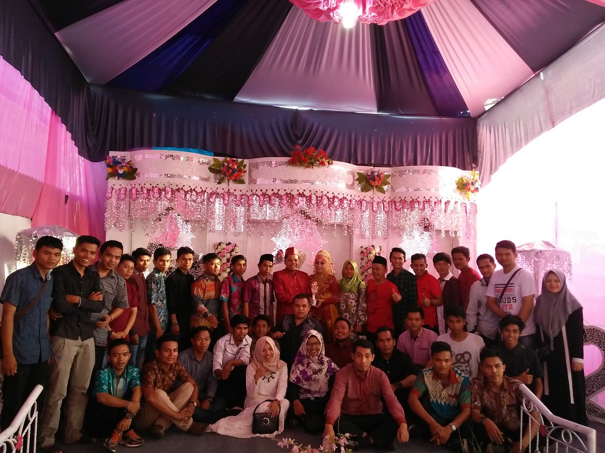 Hermhansyah's tweet photo. Selamat sahabw https://t.co/OsLhs8J841