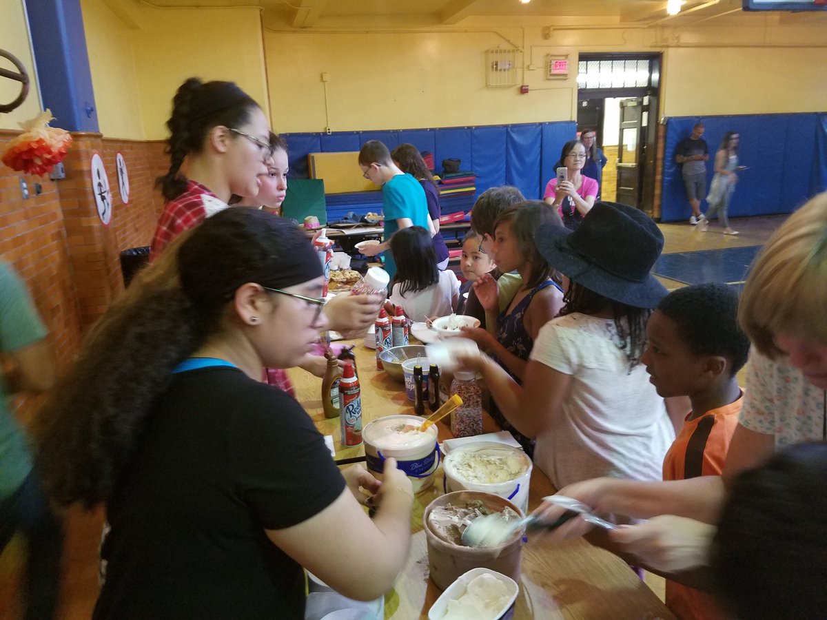 _Chef_Monty's tweet image. @WeehawkenTSD End of the program ice cream party #summerenrichmentprogram #weecook lots to eat and enjoy!