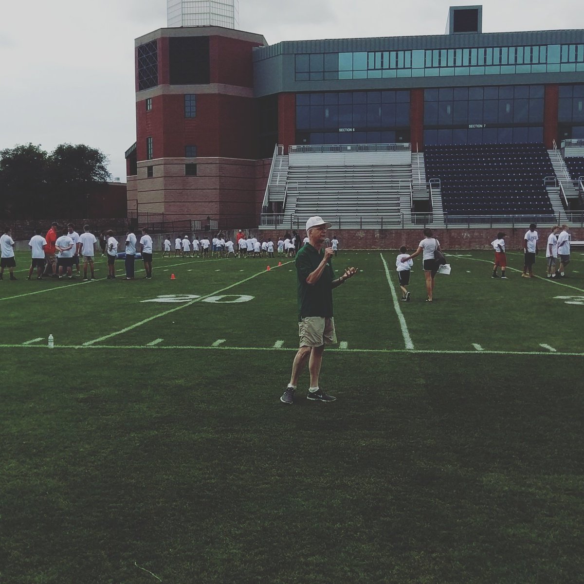 EvenFieldOrg's tweet image. .@ChuckWilson_EF speaking at @NEPAC  #FootballForYou at URI.