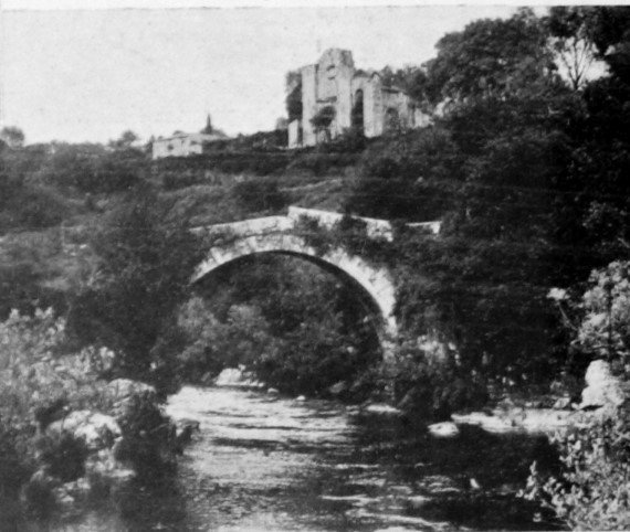 #Silleda (#Pontevedra)
Mosteiro de San Lourenzo de #Carboeiro sobre o Río #Deza no verán de 1933.