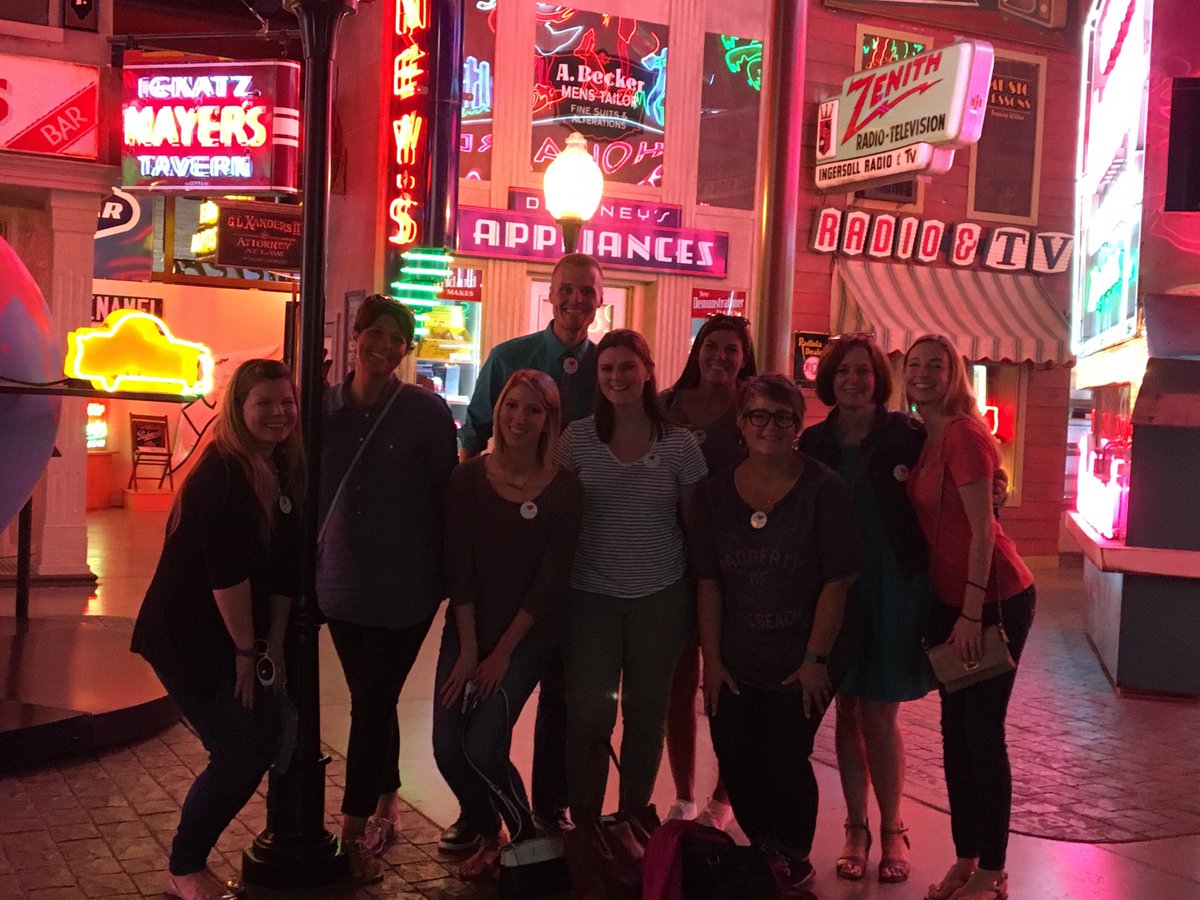 ScooterMedia's tweet photo. The entire Scooter Media crew had a fantastic time at our agency retreat yesterday! Check out some of our favorite photos from the day: https://t.co/dKHdr91ZBE