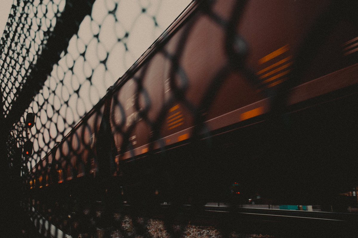 lostin_fargo's tweet photo. The only constant in Fargo, there will be trains https://t.co/kHiH5MiBtZ