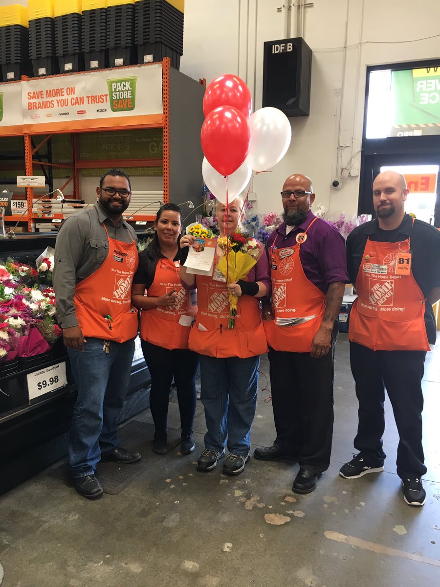 0620_asm's tweet photo. Thanking and celebrating Naomi D31 for her $16k Hvac!!!! @letycruz31 @Specialty0620 @SHIRLEYBARAONA @realr50 @PaulKellyTHD https://t.co/Pc9FrrVKD1