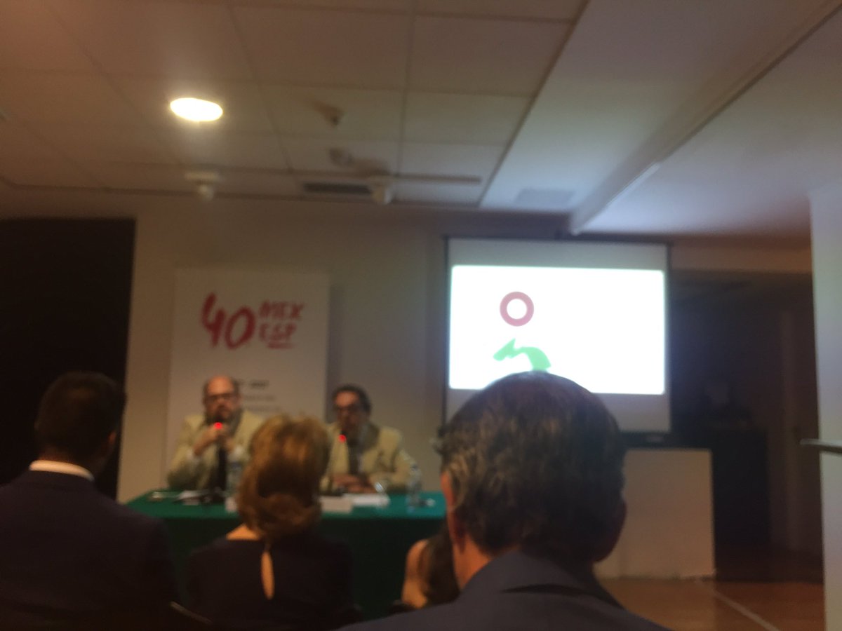 lazav1's tweet photo. Con @RedGlobalMxEsp @PabloSRaphael en los 25 años del @IMEXEsp excelente evento e inapreciables memorias #cultura #Mexico https://t.co/KVl3bSEZhG