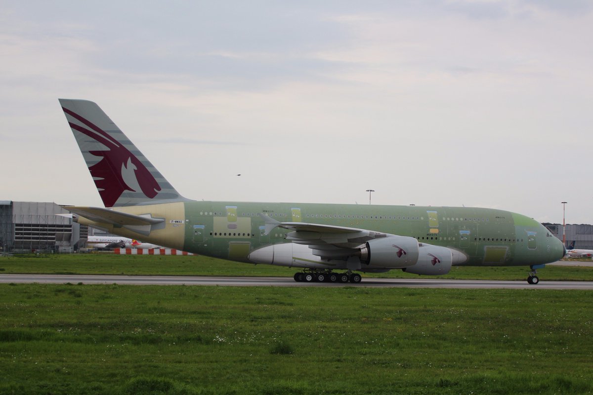Tobias_Gudat's tweet photo. #A380 #Qatar #A7API first flight today transgerflight TLS-XFW https://t.co/M7yUcieqxY