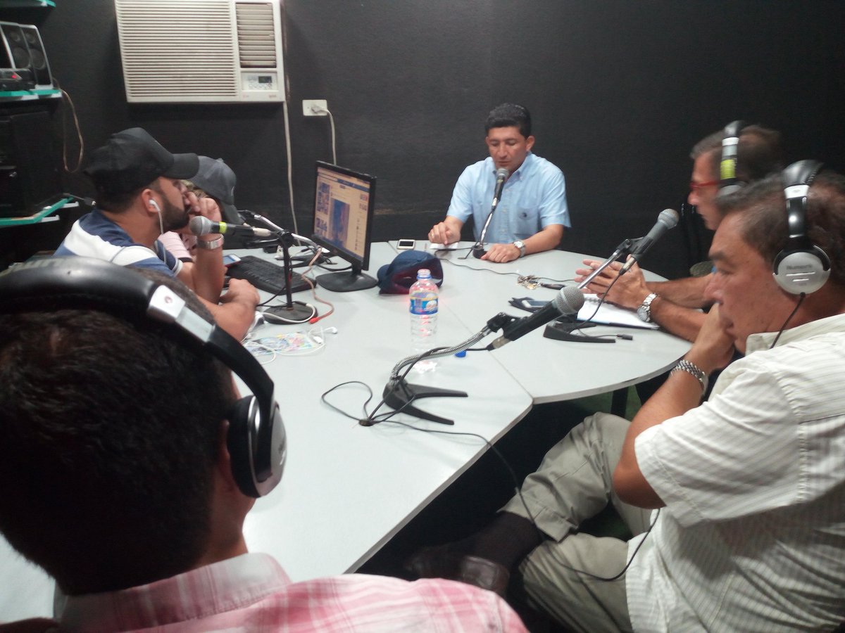SERCOPec's tweet photo. .@henryarauz75: "En Consultivo de Manabí tendremos carpa de #ZonaDenuncia para quienes quieren realizar denuncias de posible corrupción" https://t.co/8gtvFOgQIo