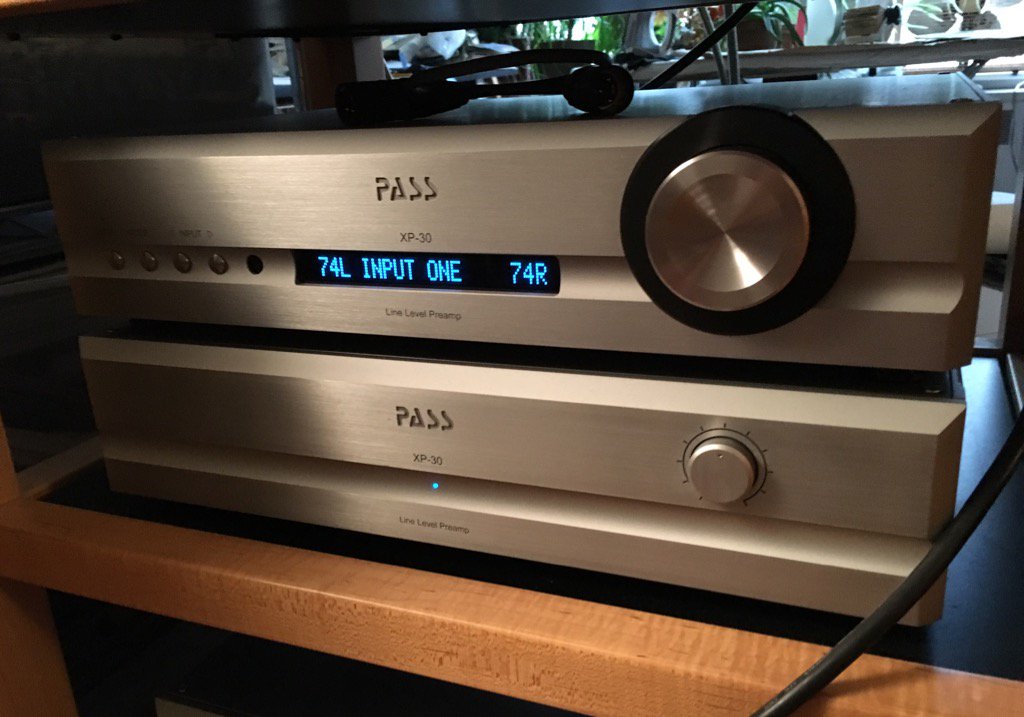 AudiophiliacMan's tweet image. #PassLabs XP 30 preamp  #Audio #HighEnd #HiFi #audiophiles #Cool #MadeinAmerica