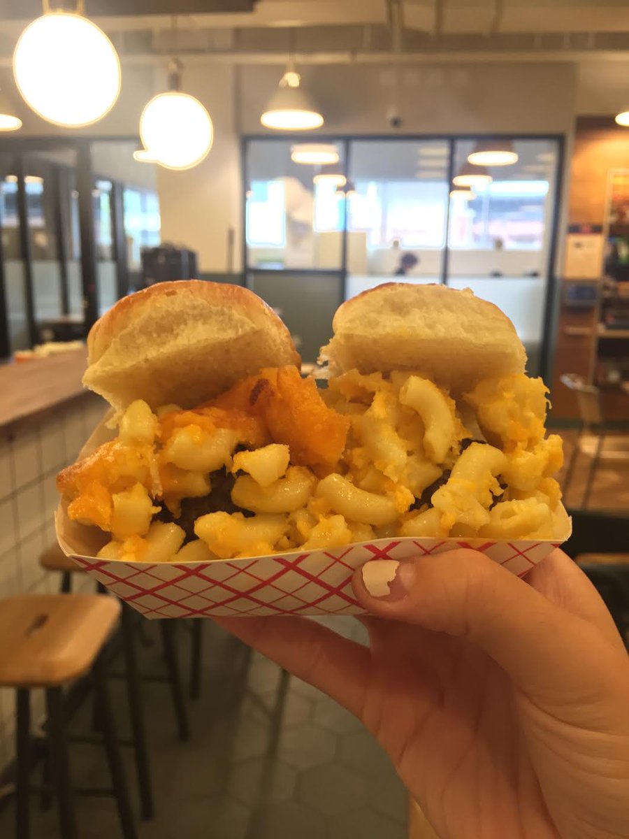 start_small's tweet photo. Today's #TastingThursday, our client Bad Gurl's Burger served their saucy beef, turkey, & vegan burgers! #FoodBusinessPathways #nyc #foodbiz https://t.co/uBh9dhPcv5