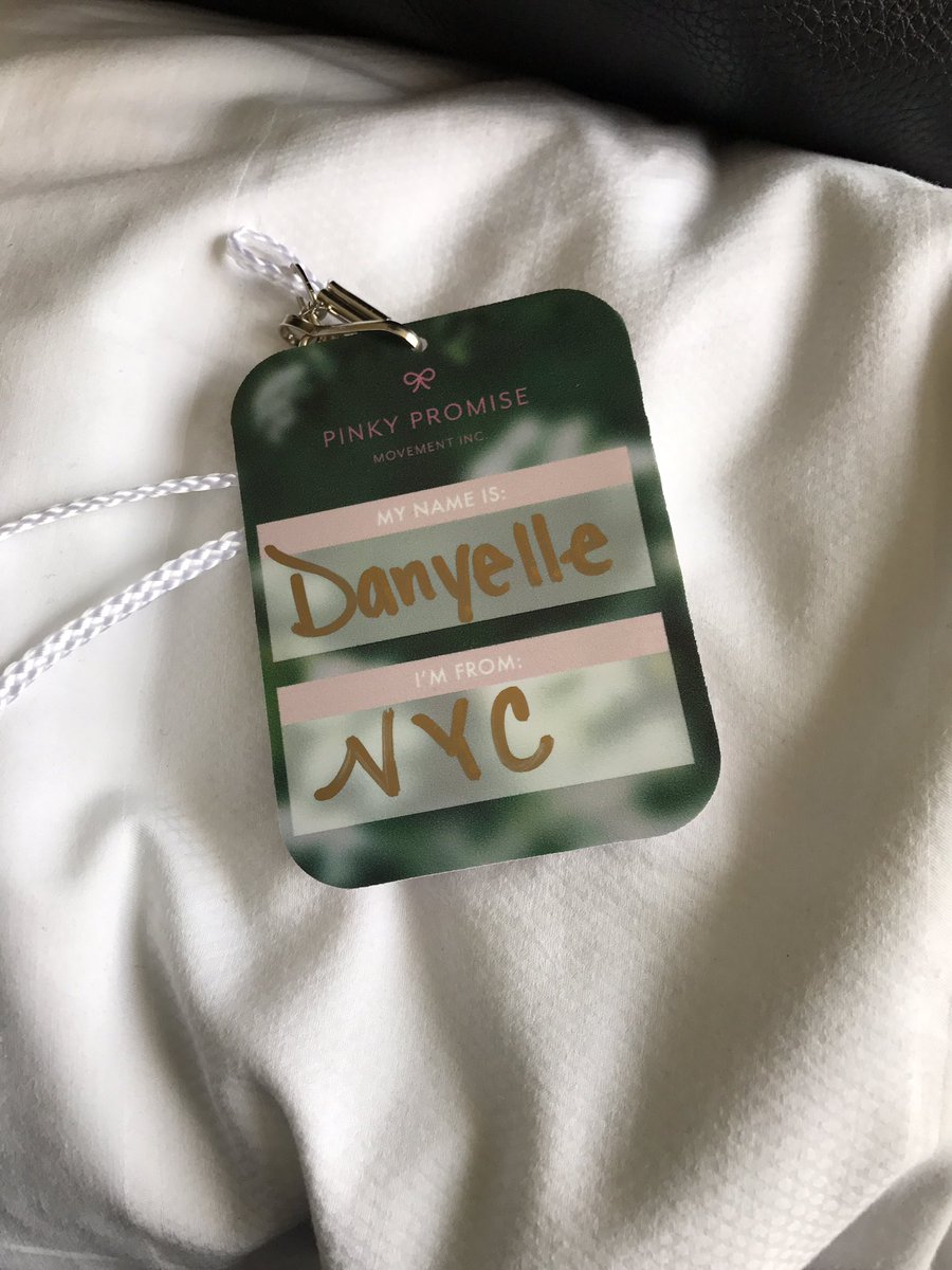deeofNYC's tweet photo. Day 3 in Atlanta and Day 1 of #pinkypromiseconference. Ready for @LisaBevere & @HeatherLLove https://t.co/zBS5dyNpYd