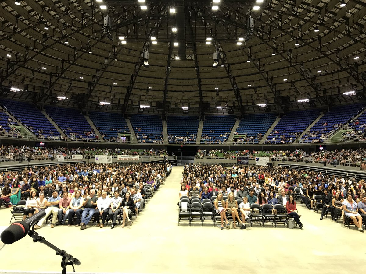 Drbilgehanyasar's tweet photo. Congratulations to all #TexPrep 2017 graduates! Thank you all the colleges @UTSA @TAMUSanAntonio @StMarysU @AlamoColleges1 making it happen! https://t.co/LnCKpSbV7l