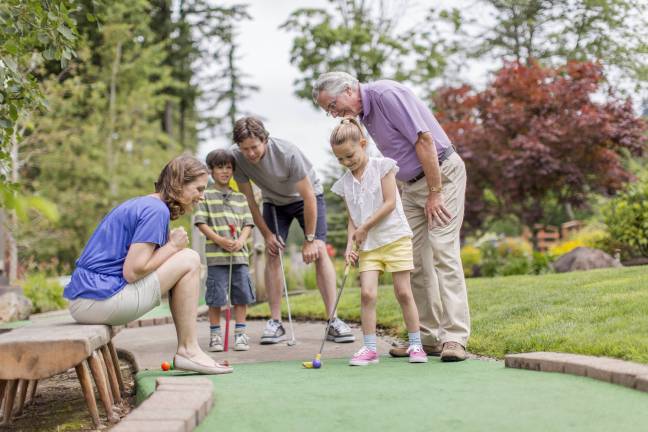 SeniorBridge's tweet image. July is #NationalSandwichGenerationMonth! Here are some tips for those caring for their aging parents and children. bit.ly/2tHg9Os