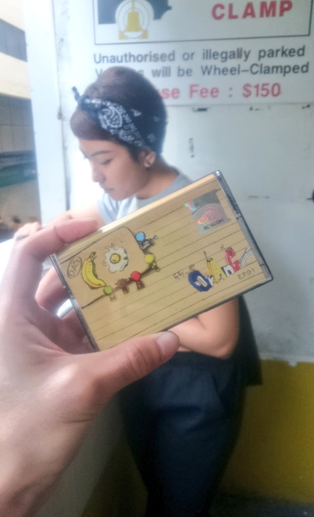 xFALLENxZOMBIEx's tweet photo. Esty's collection of OAG's cassettes.
And I got one of them. THANXXX ESTY!!
#OAG #OldAutomaticGarbage #OrAnG
#Indie #IndieRock https://t.co/2zymsRh1TM