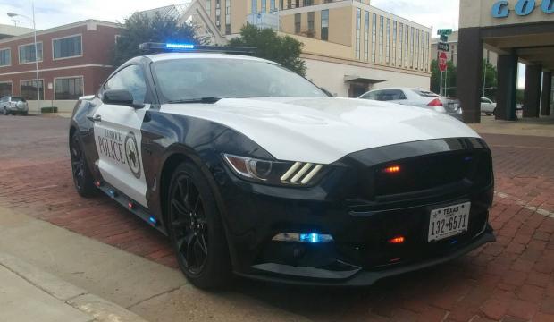 Emy734's tweet photo. #StupidQuestionsForCops can I take your car for a spin?  😍😍😍😍😍😍 https://t.co/Ndn07gCaQt