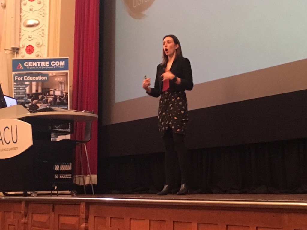 timkitchen's tweet image. Learning leadership strategies from @HollyRansom @digi_con 2017 #DigiCon17 #createed