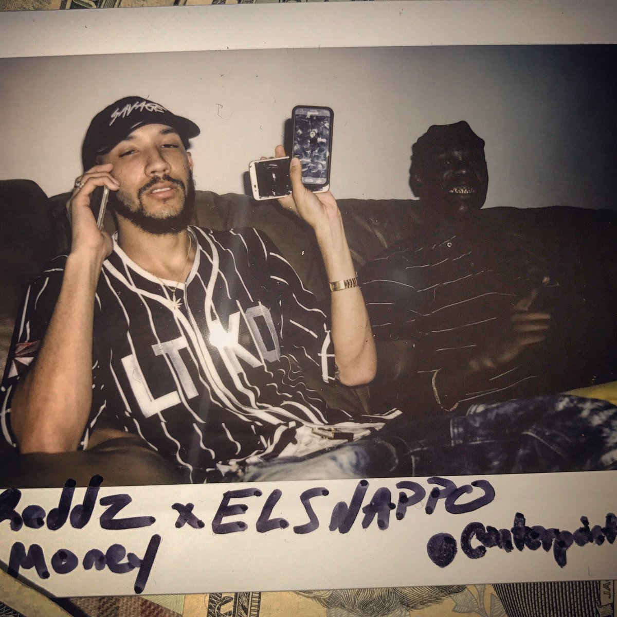 ReddzSoFly's tweet photo. CELL PHONE JUNKIES 📱📱📱 FROM DA MAIN JAIL 2 DA TRENCHES 🏚💰@ELSNAPPO1900 https://t.co/t8XpZkOOkU