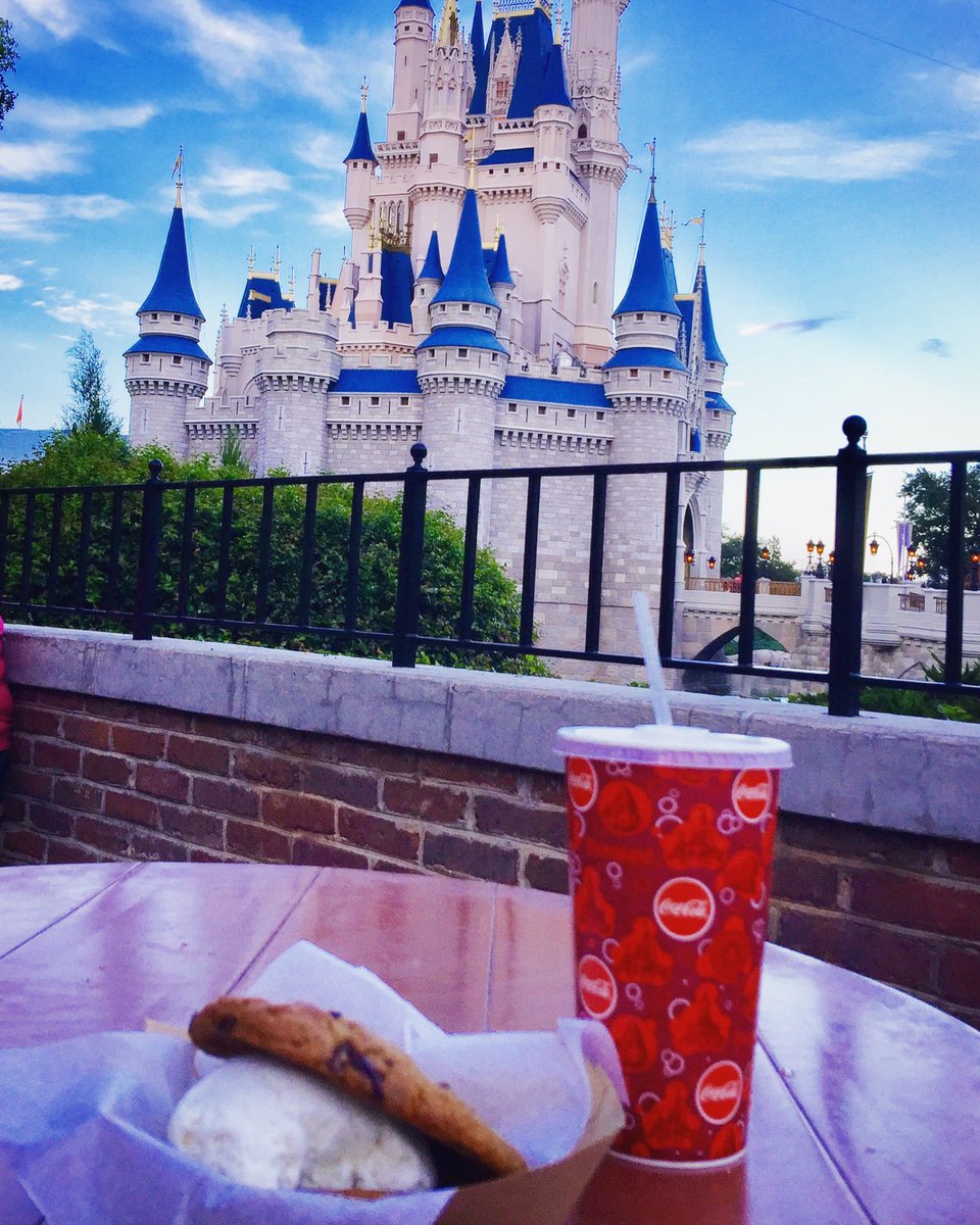 RideOrDineBlog's tweet image. Check out our latest post at RideorDine.com now for tips on finding some sweet hidden gems at #MagicKingdom ! #rideordine #disney
