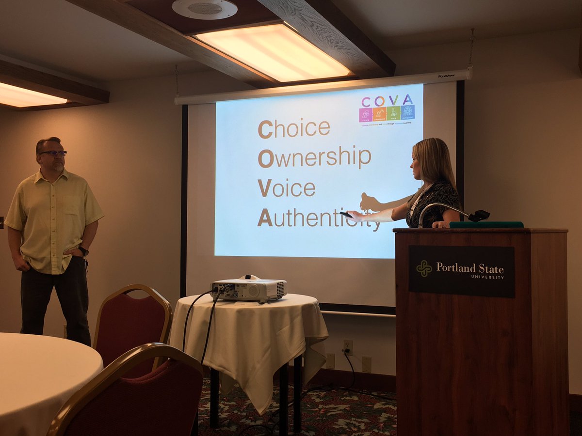 Dr. Harapnuik and I sharing COVA + CSLE with our #AAEEBL2017 community. We had a great audience ;) <a href="/harapnuik/">Dwayne Harapnuik</a> <a href="/LUDigitalEd/">LU Digital Educator</a> <a href="/LamarUniversity/">Lamar University</a>