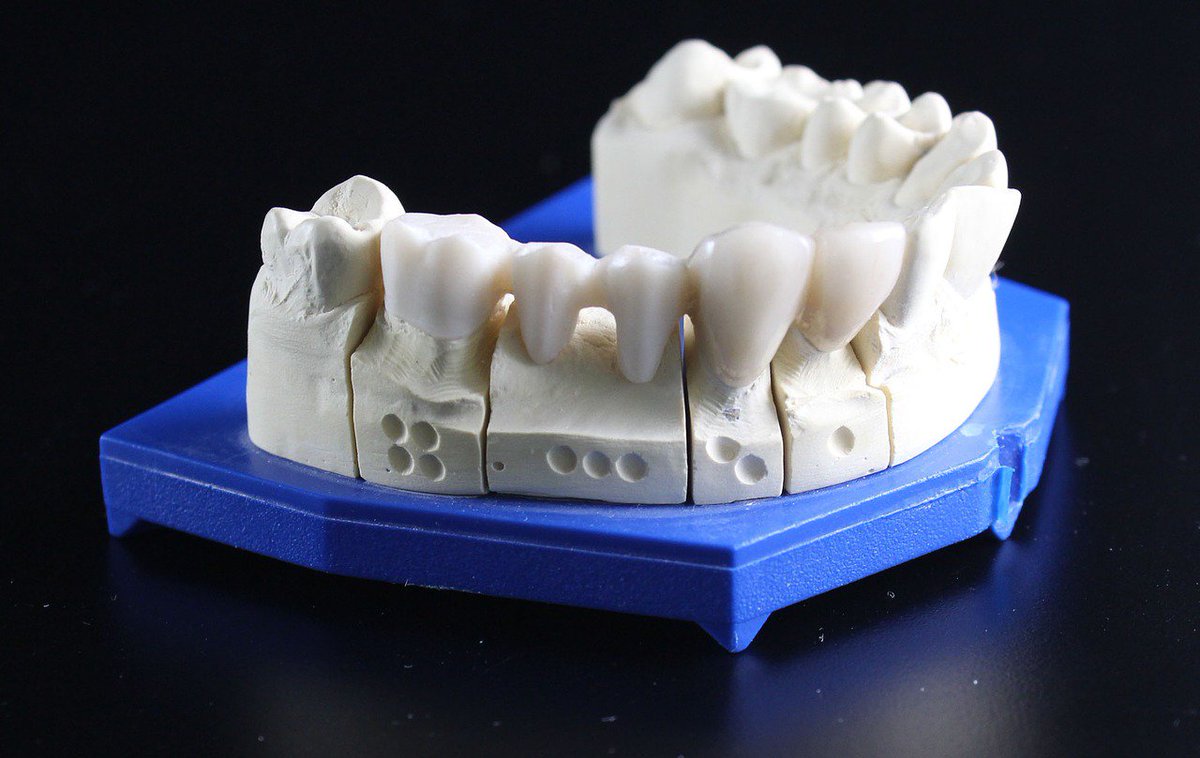 1stdentalchoice's tweet photo. Keep your smile radiant, healthy and bright. Call us to schedule your next #dental appointment with us today! Call: (818-761-9000) #dentist https://t.co/GWptRVZkHe