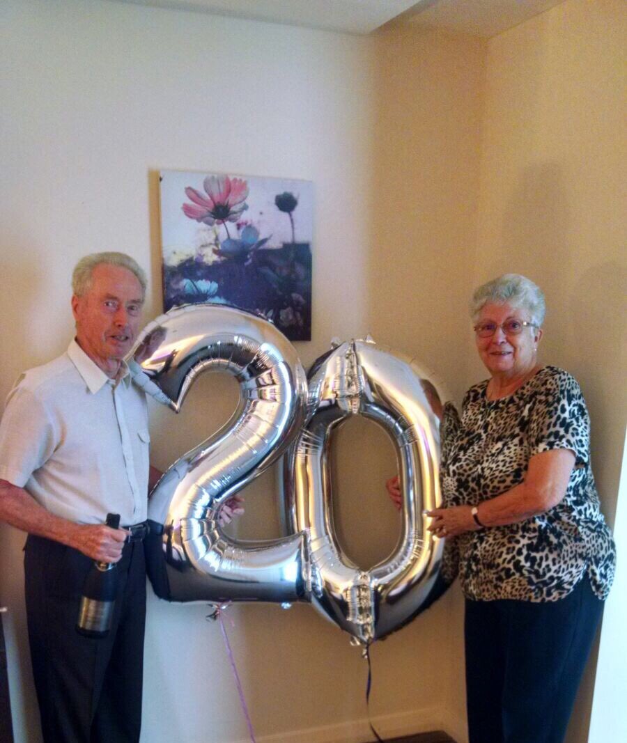 PremierInnNYA's tweet photo. #loyal guests been staying at Doncaster Lakeside for 20 years!! #keepcomingback #20years #lovedonny  @michaelhunter62 @AndyFr4ncis @SDEBDD https://t.co/cyJJc5Zkj6
