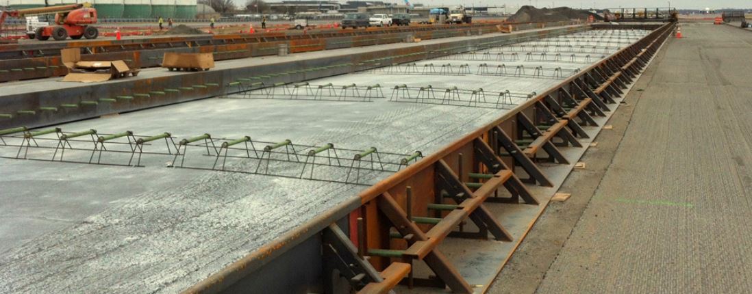 MetalFormsCorp's tweet image. Paving Forms in action! Read our field reports for real on the job reviews! @MetalFormsCorp #pavingforms #Metapave
metalforms.com/Category/Pavin…