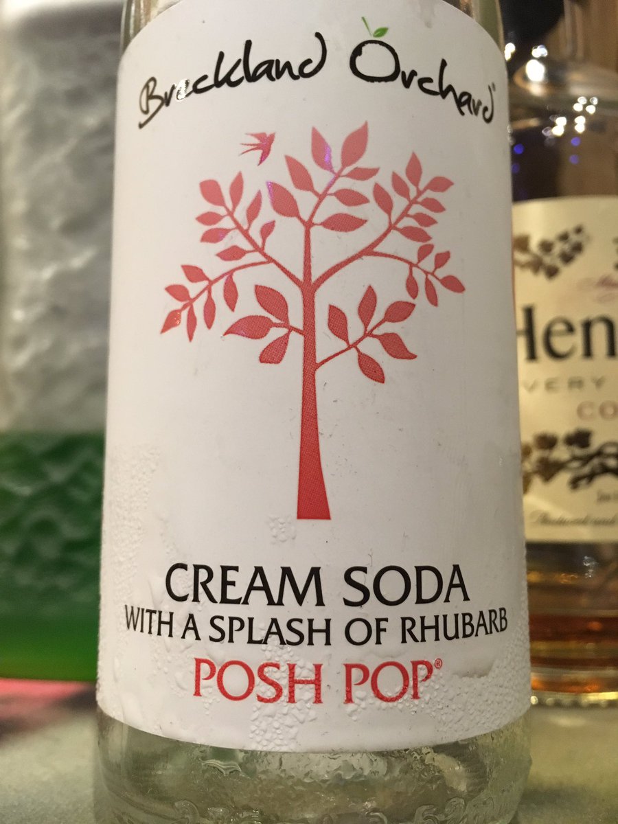 LeighSavin's tweet photo. @breckland quite possibly one of the best #PoshPop I have ever tasted https://t.co/AK0VWZJrkK
