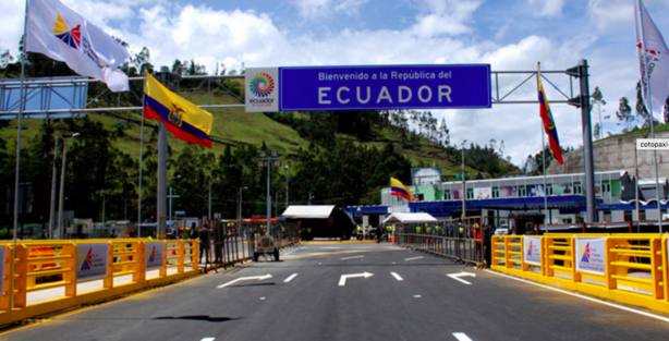 ElNacionalWeb's tweet photo. Gobierno ecuatoriano prohibió la entrada a 800 venezolanos en la frontera https://t.co/bFgfZwYE5P https://t.co/smWXuJcBJc