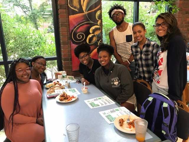 HartfordPromise's tweet photo. Our #PromiseScholars in the 5 week @UConn @UConnSSS Program are getting a great head start on the college transition! #PromiseScholarsRock https://t.co/ATM3NyfDog