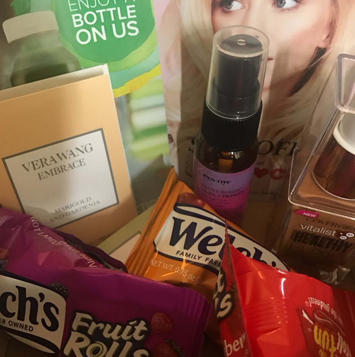 heathermaylash's tweet image. Thanks @influenster for the hookup with the Oasis Vox Box! Can't wait to dig in! #review #blogger #gotitfree