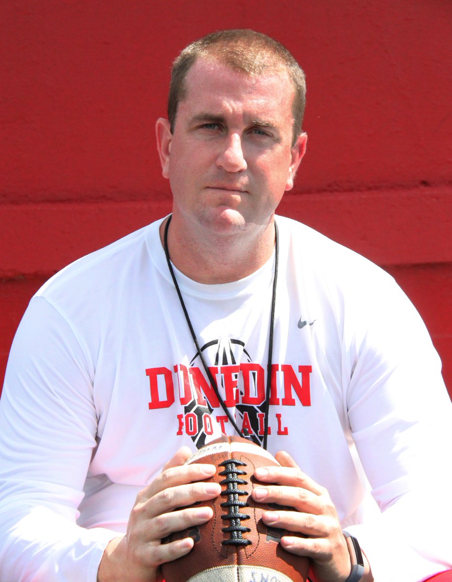 BradKRicha88's tweet photo. It's Here! My #TBNWeekly #SeminoleBeaconπ° #article on @CoachDisney becoming π #HeadCoach of #DunedinFalcons.
https://t.co/LPmjq2qgOS https://t.co/J41s2flwWh