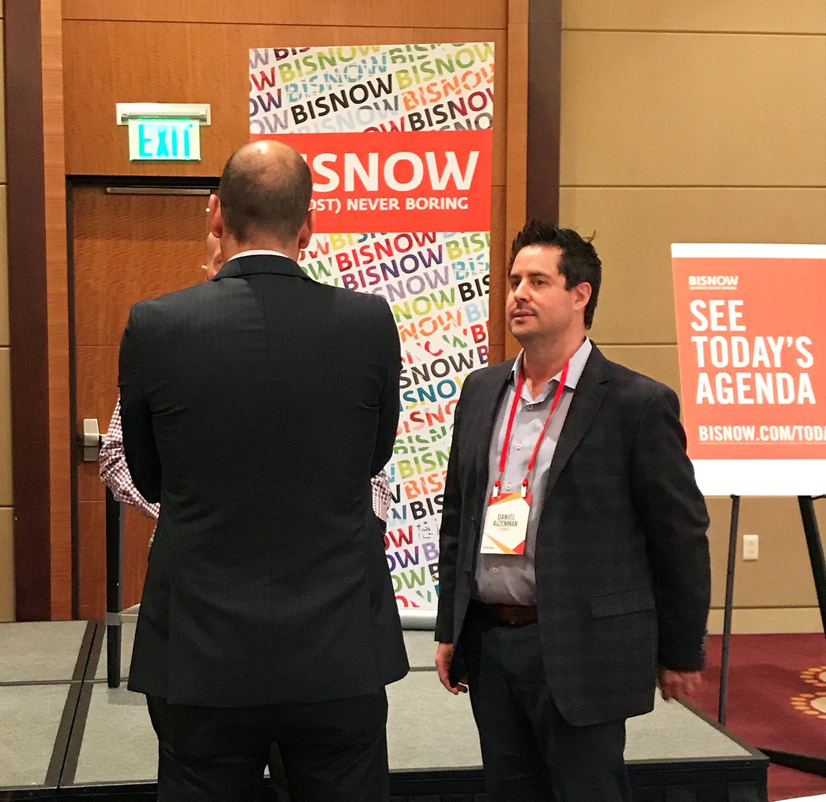 Alaska_SteveEd's tweet photo. Hospitality—the destination is the experience! Daniel Aizenman of @Stantec #Boulder moderates @BisnowDenver panel. Great insights! https://t.co/lfCB3OCQaa