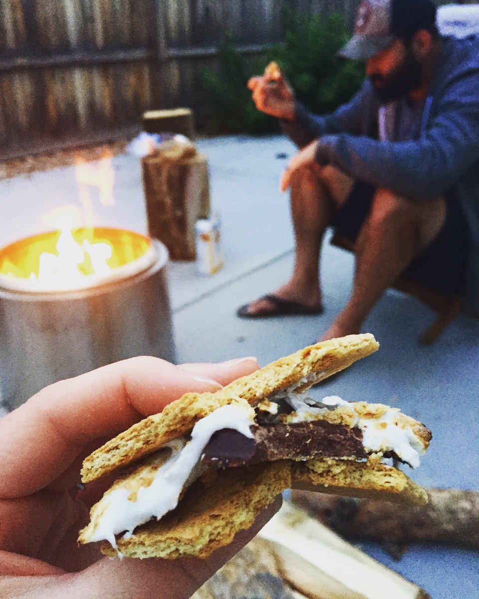 p2pbean2bar's tweet photo. Backyard s'mores with a healthy dose of The Switchback Bar. Grab some mallows, grahams and a Plains to Peaks bar for a real summer treat! https://t.co/bKWxpP6vV9