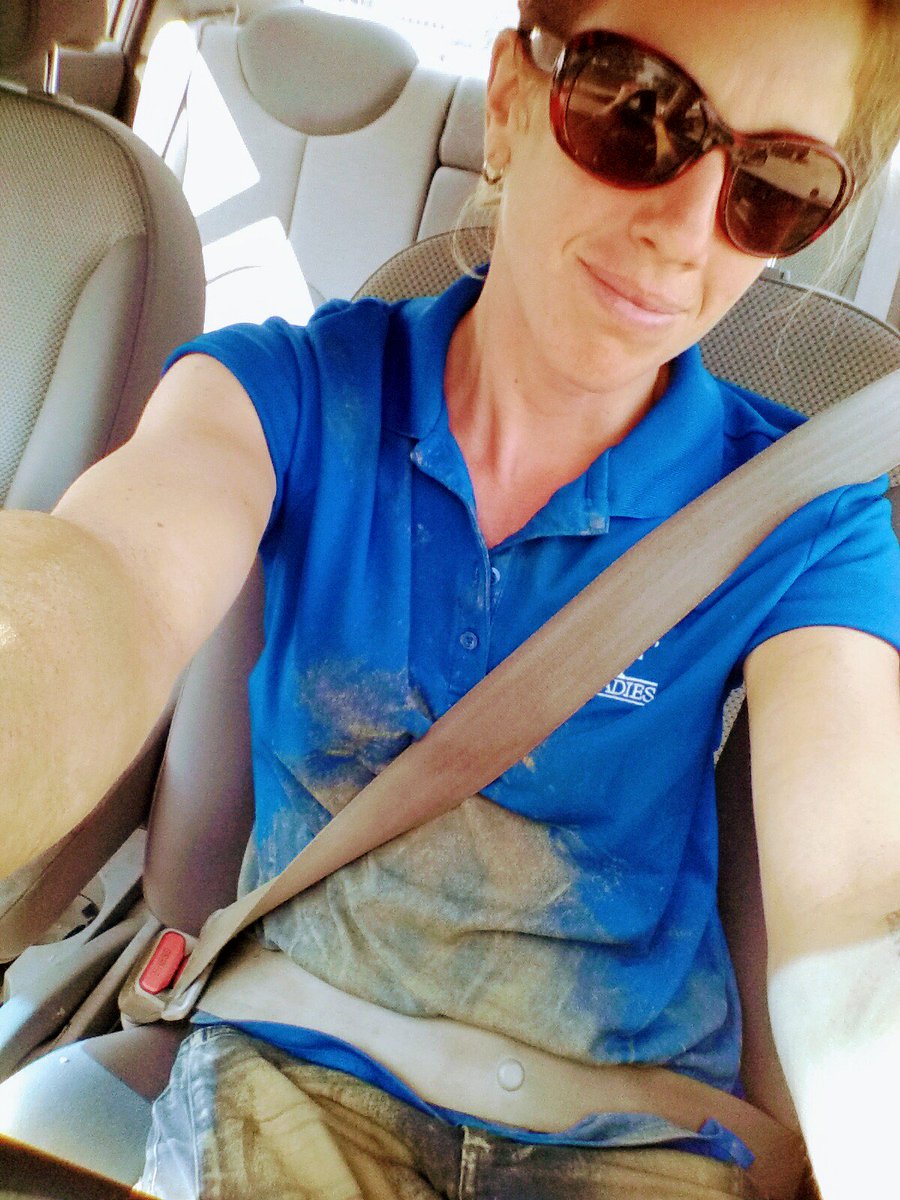 greensgurl's tweet photo. Sod in the rain, never gets old #IJustDidLaundry #TurfLife #GolfCourseProblems https://t.co/IvViYcgDDQ