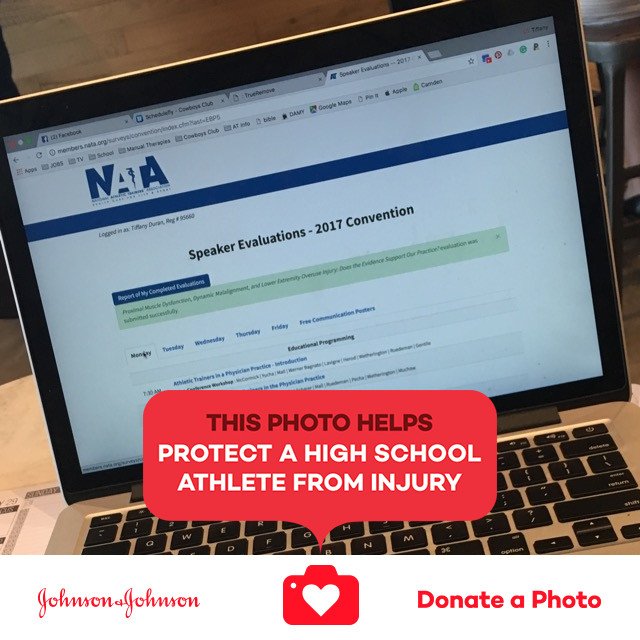 MsTiffATC's tweet photo. Just evaluating some #EBP sessions.  #jnj @donateaphoto #NATA2017 https://t.co/4ERFC0kpmB https://t.co/pjr7x12R4M