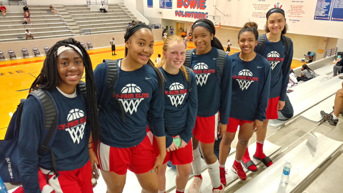 MouriMBonner's tweet photo. 51-49 W vs. UTLB Elite Cream/Everyone contributed/Tori Gittens &amp; Halley Carr super stepped up/proud of em/❤ em/on 2 the next
@CFEliteSports https://t.co/bXDmkdeuBj