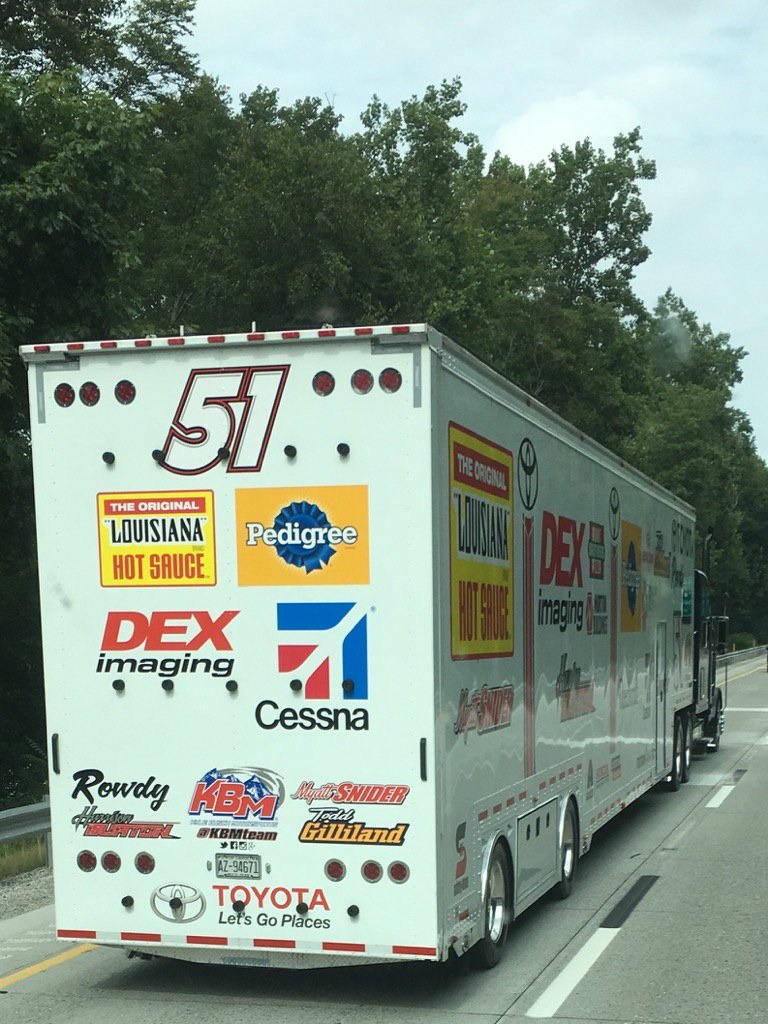 jeffu118's tweet photo. @KBMteam @KyleBusch @ToyotaRacing passing everyone is in this truck's DNA, even if on PA highway! 🏁🏆 #FastTundra #TRD https://t.co/VzhzKvb5FP